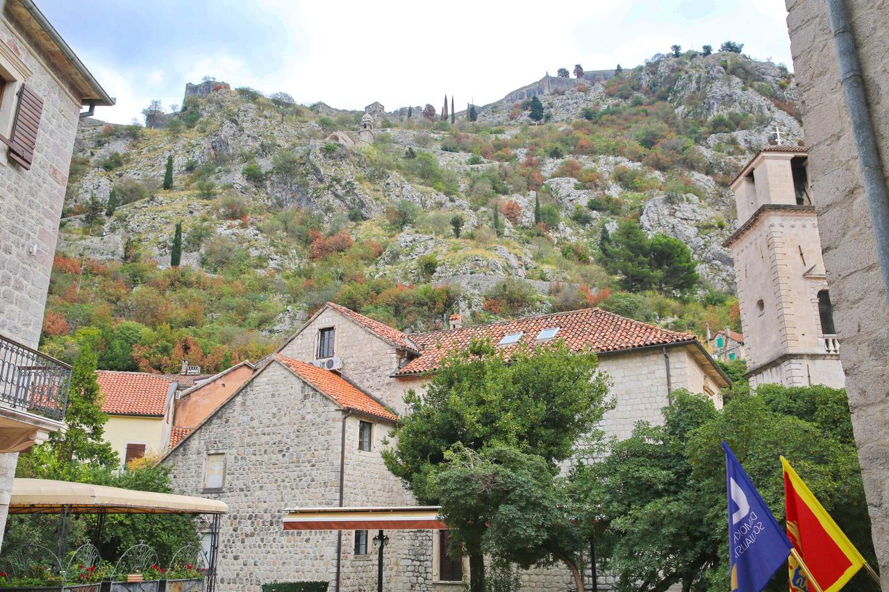 Old Town Kotor Square Apartment Exterior photo